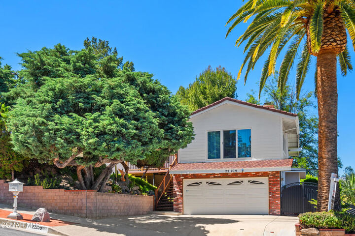 Property Photo: 22109 Gresham Street CA 91304