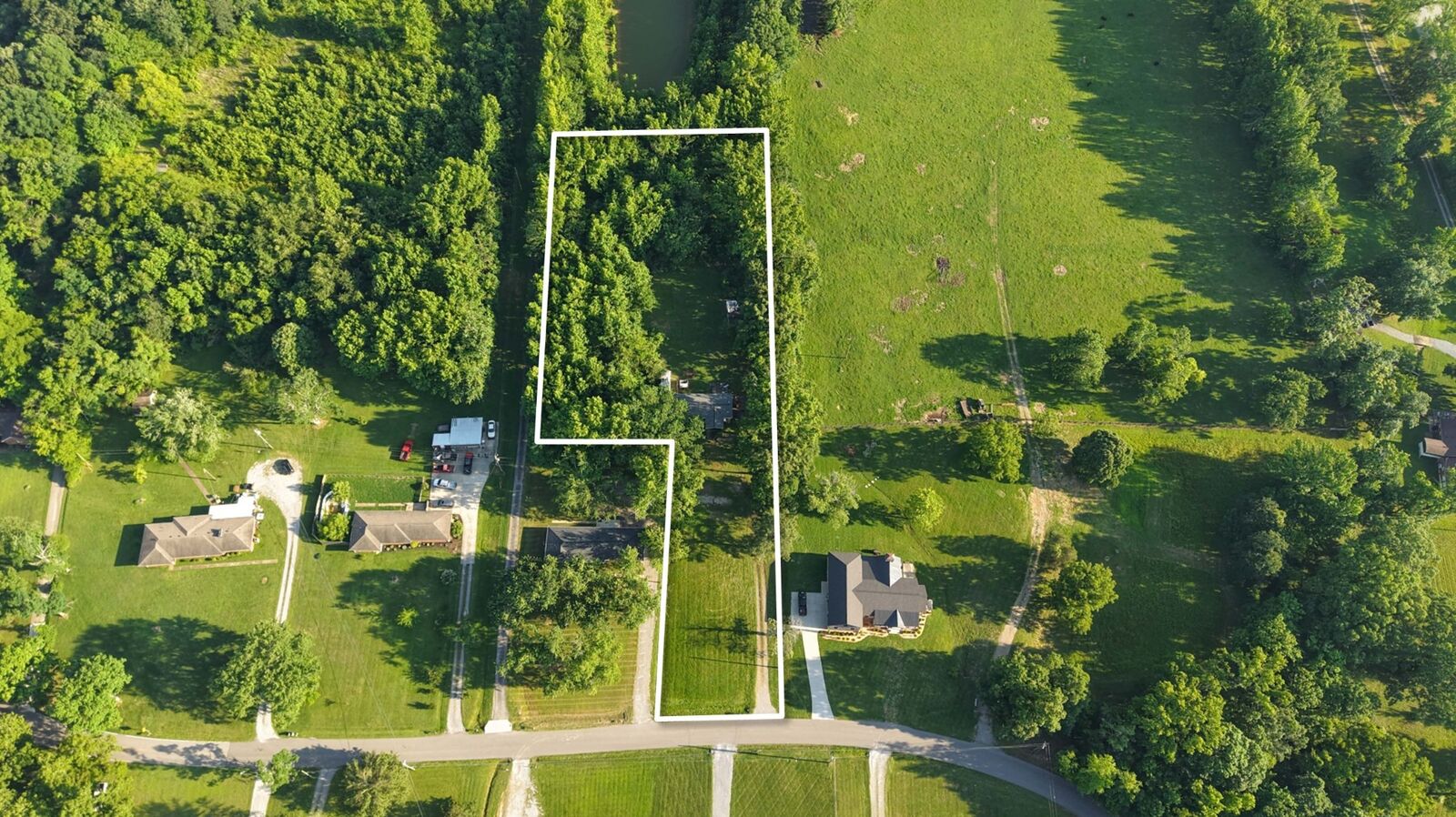 Property Photo:  6727 Tinnin Rd  TN 37072 