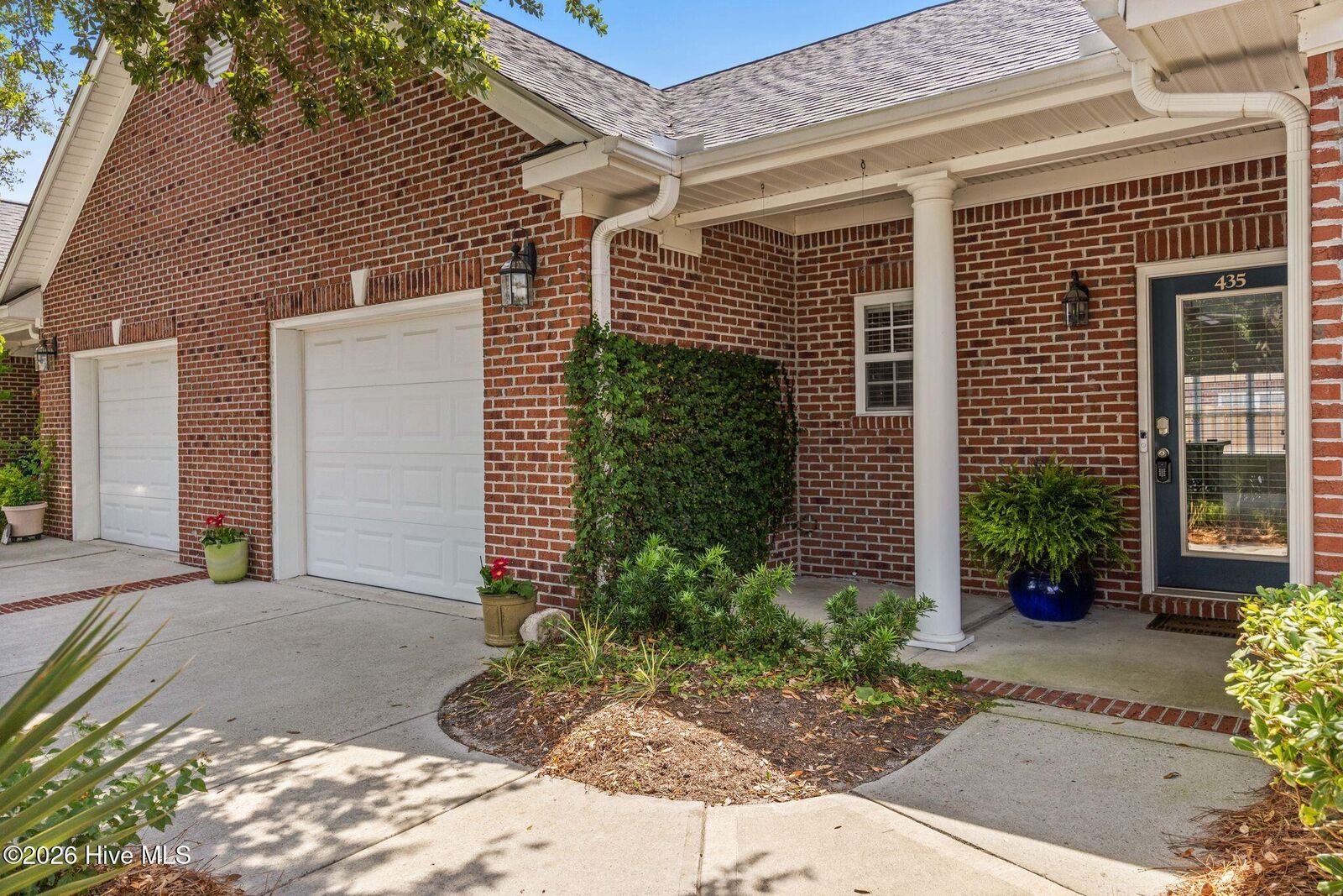 Property Photo:  435 Lightning Whelk Way  NC 28412 