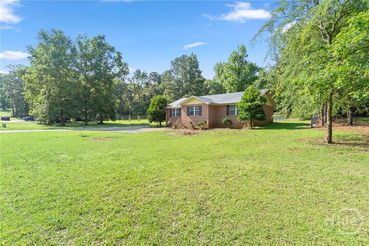 Property Photo: 175 Big Oak Circle GA 30605