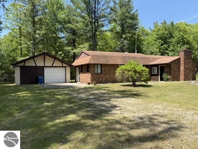 Property Photo: 318 Coventry Drive MI 48629