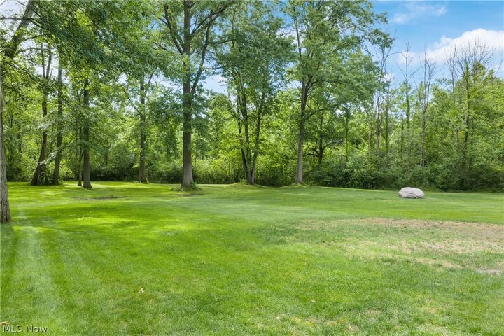 Property Photo:  1312 Evelyn Lane  OH 44306 