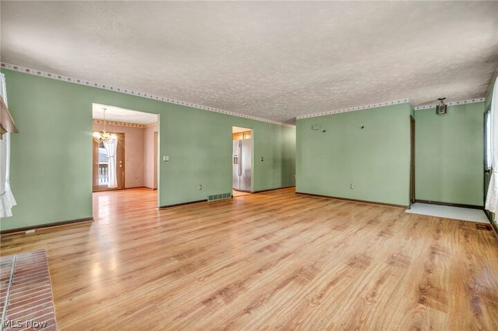 Property Photo:  1295 Vantage Way  OH 44241 