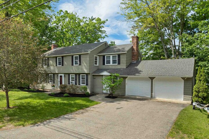Property Photo:  204 Shore Drive  NH 03247 