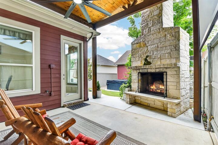 Property Photo: 2749 S Market Square TX 76247