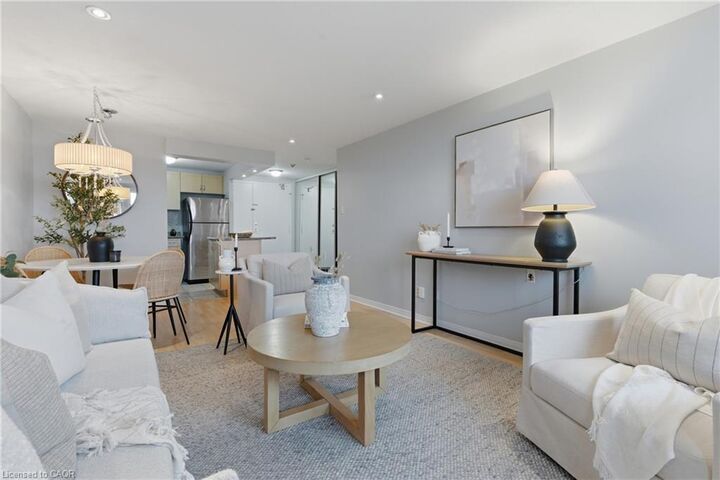 Property Photo:  6720 Glen Erin Drive 312  ON L5N 3K8 