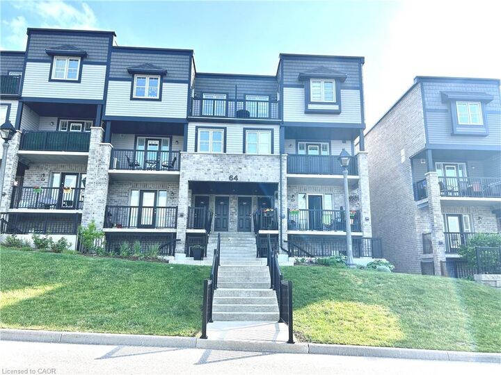 1989 Ottawa Street S 64H — photo 1