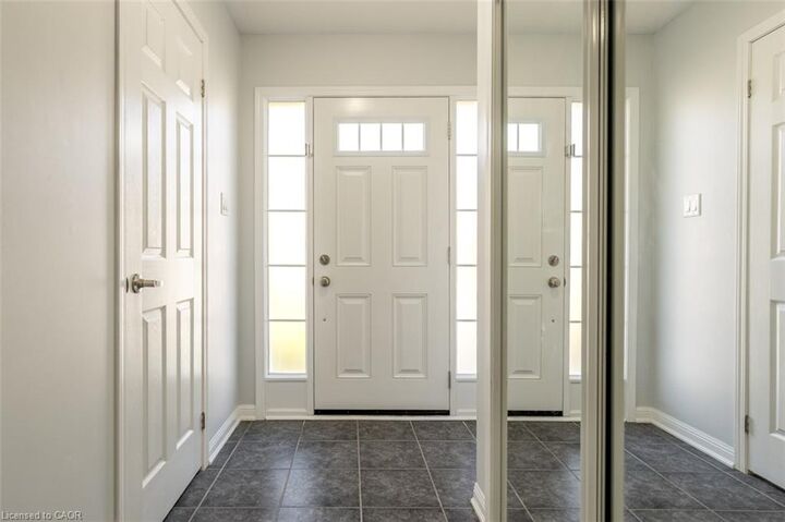 Property Photo: 16 Suitor Court ON L9T 8S1