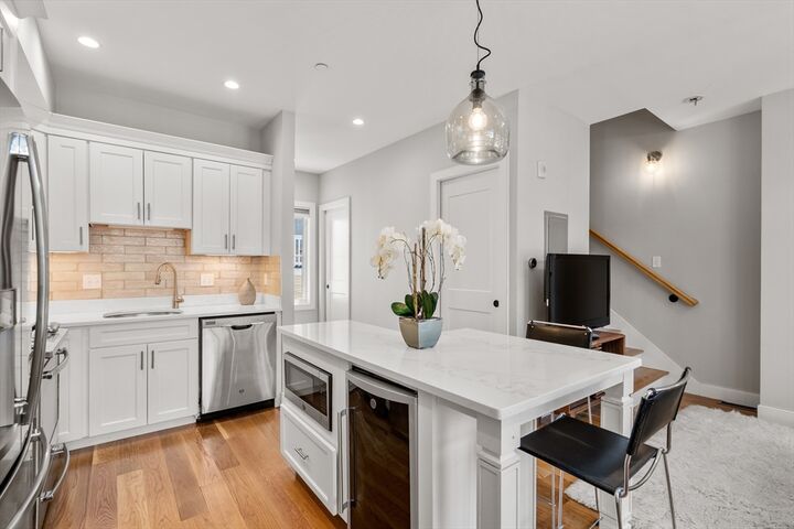 Property Photo: 145 Stoughton St 4R MA 02125