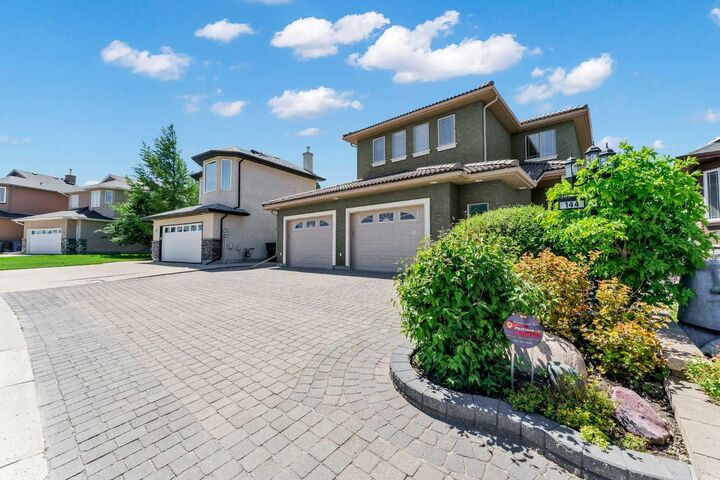 Property Photo: 144 Sundance Road SW AB T1B 4V9