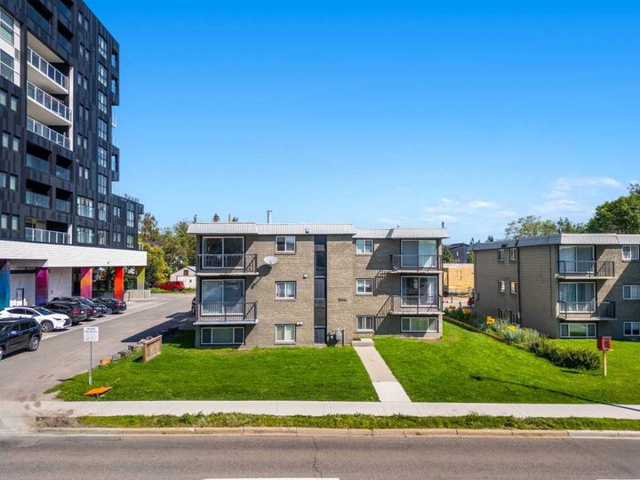 2906 17 Avenue SW 14 — photo 1