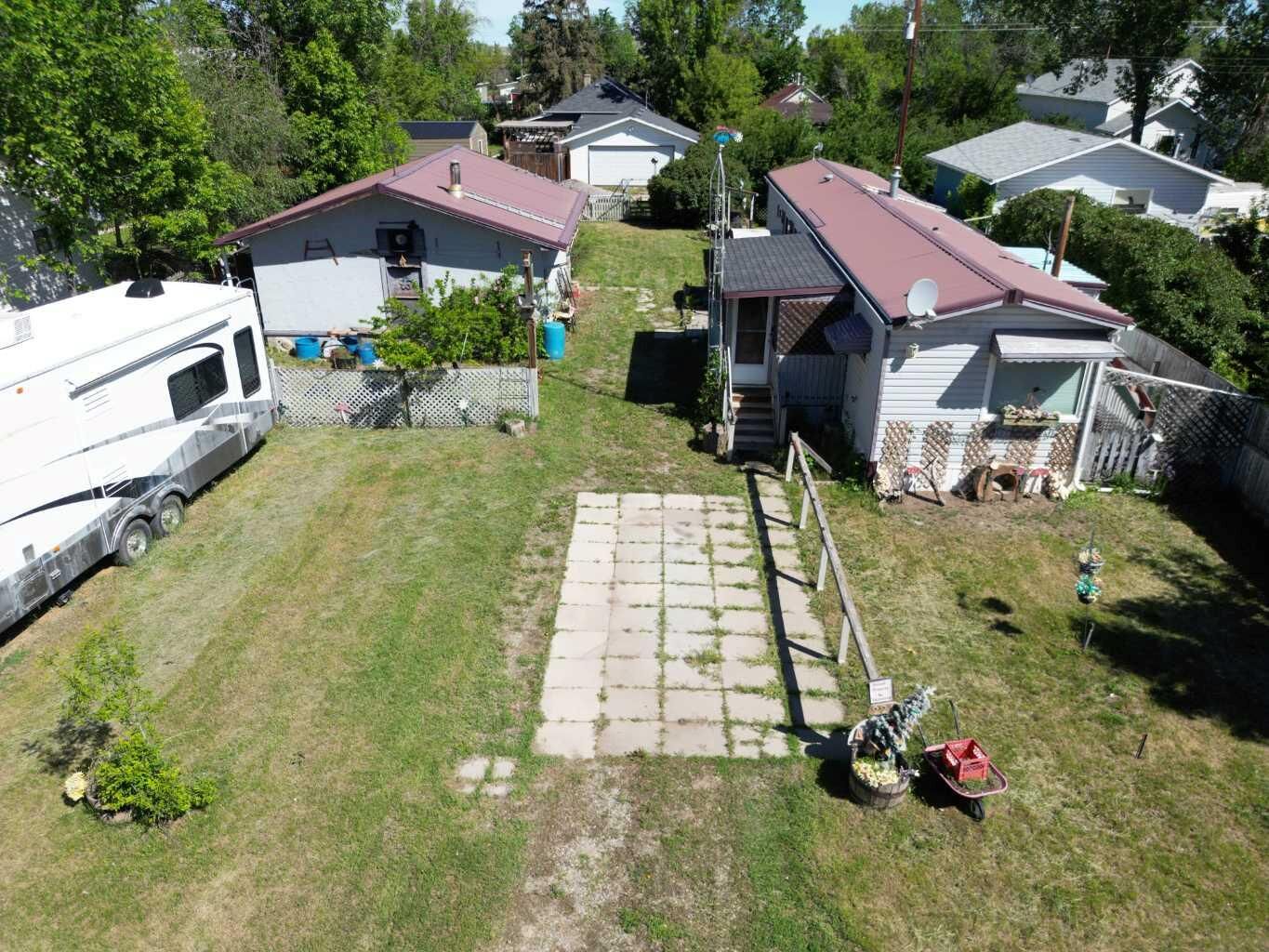 Property Photo: 221 Truman Street AB T0L 0N0