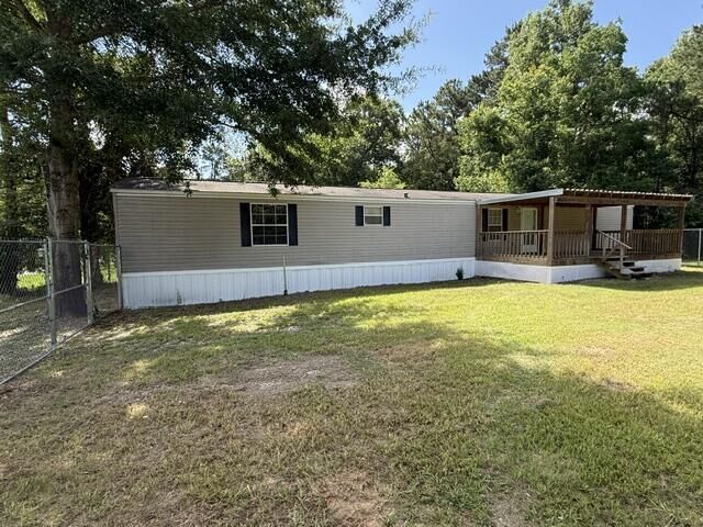 Property Photo:  202 Watson  LA 71446 