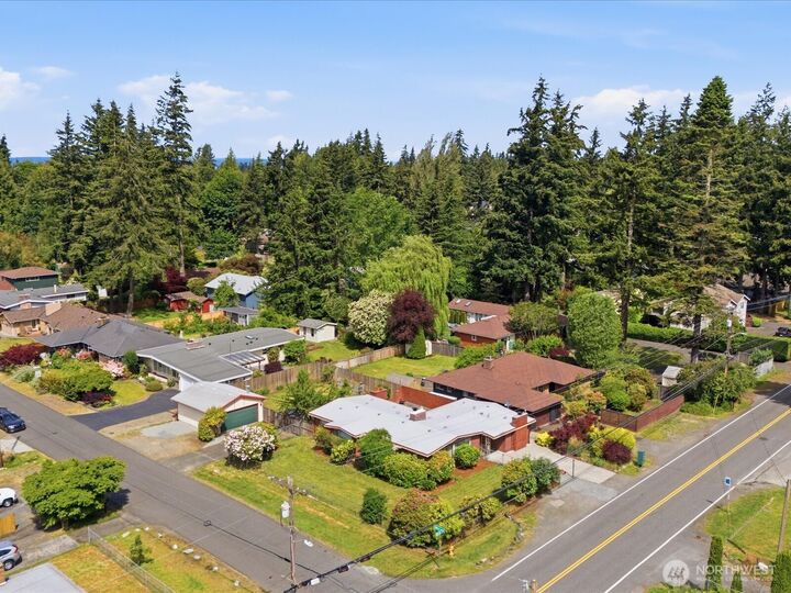 Property Photo:  23206  84th Avenue W  WA 98026 
