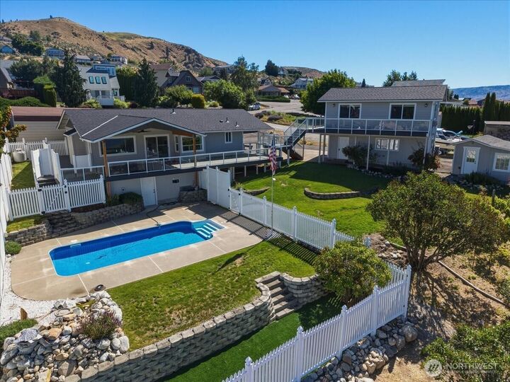 Property Photo: 104 Orchard View Drive WA 98816