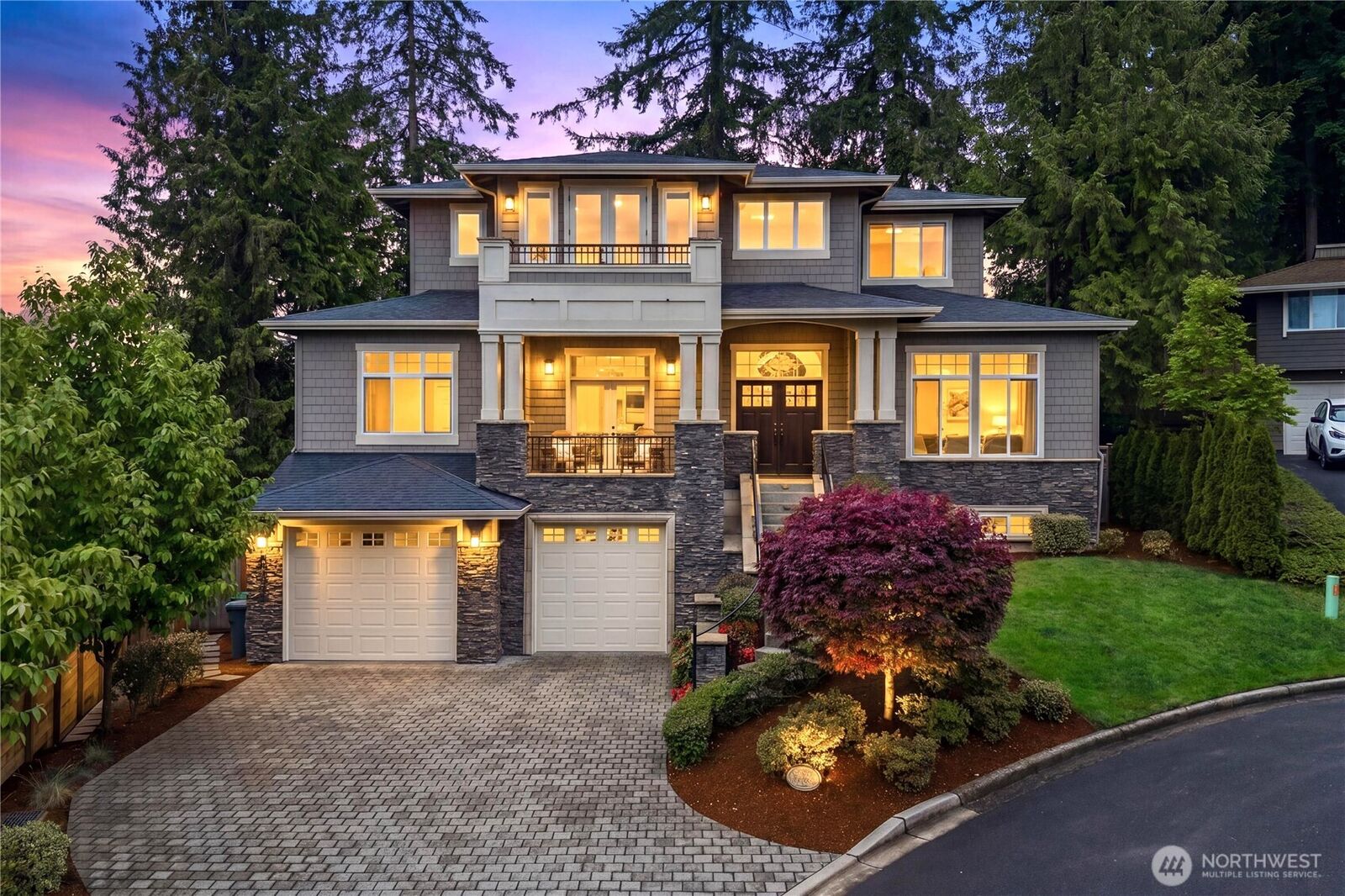 Property Photo: 10223 NE 22nd Place WA 98004