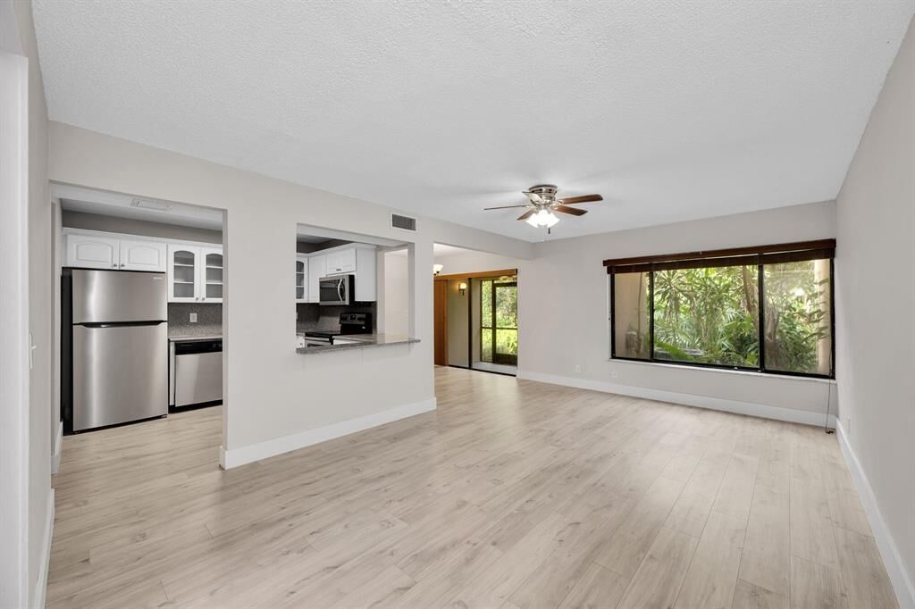 Property Photo: 1169 NW 13th Street 1 FL 33486