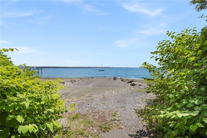 Property Photo: 10 Johnnycake Lane RI 02871