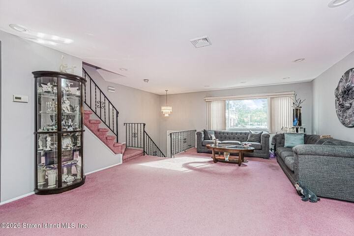 Property Photo:  109 Cardiff Street  NY 10312 
