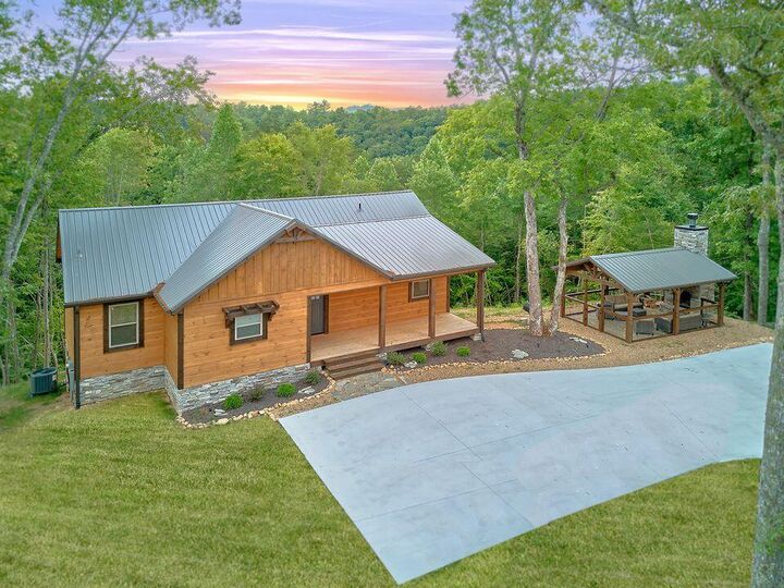 Property Photo:  1815 Deer Haven Road  TN 37876 