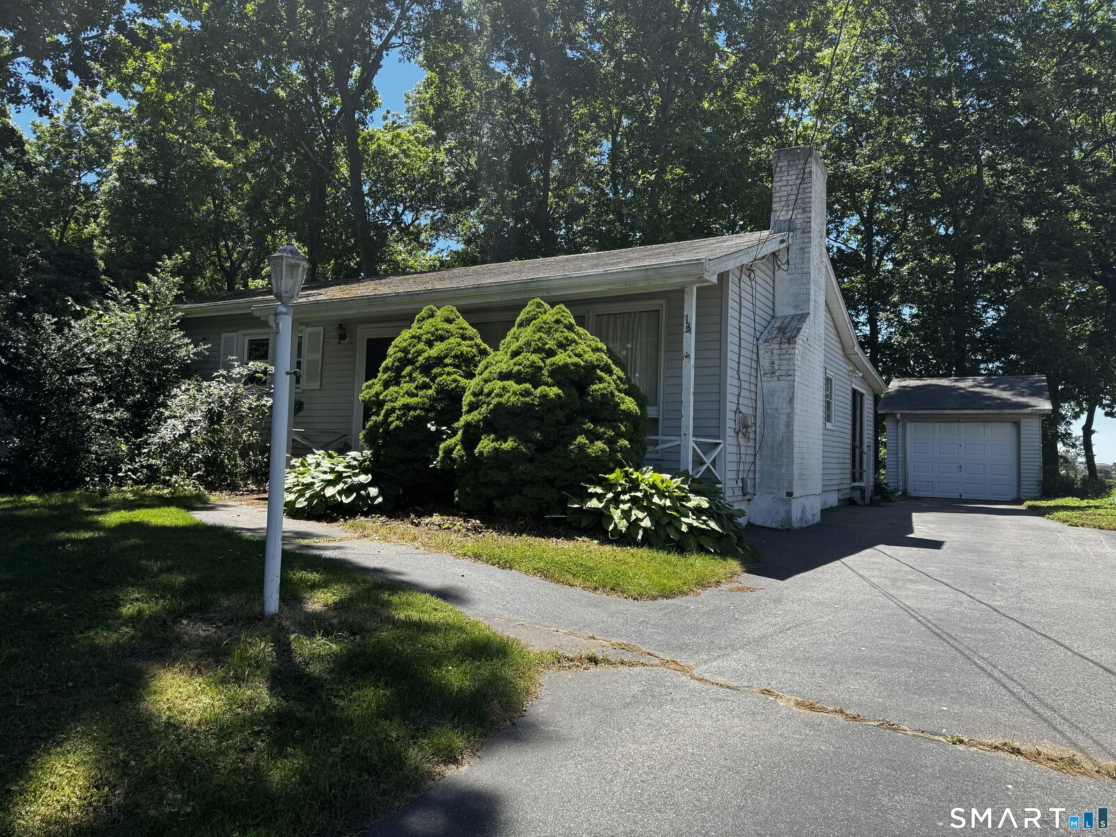 Property Photo:  13 Briarwood Drive  CT 06475 