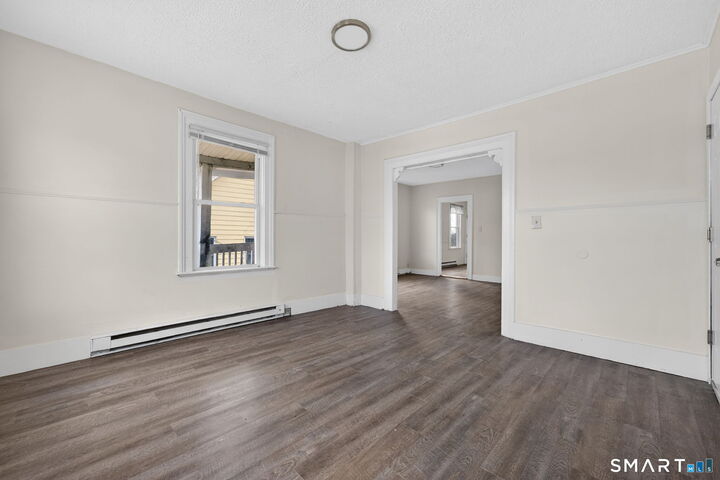 Property Photo:  27 Beacon Street 3  CT 06704 