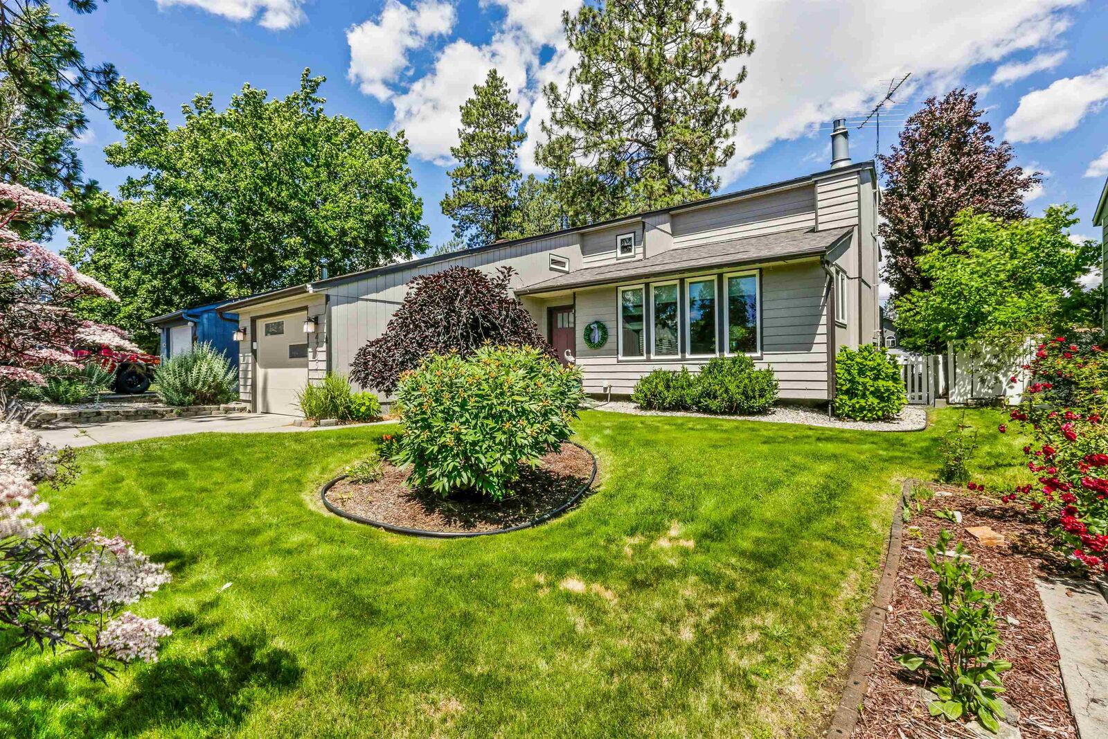 Property Photo: 4225 E 29th Ave WA 99223