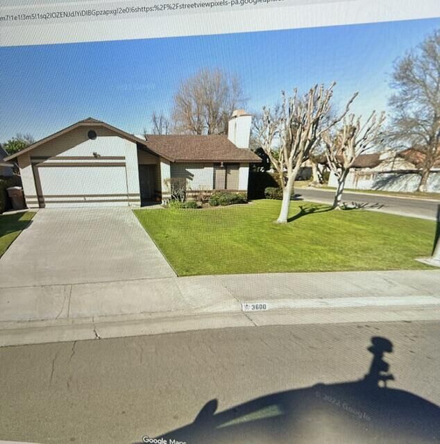 Property Photo:  3600 Fiesta Avenue  CA 93313 