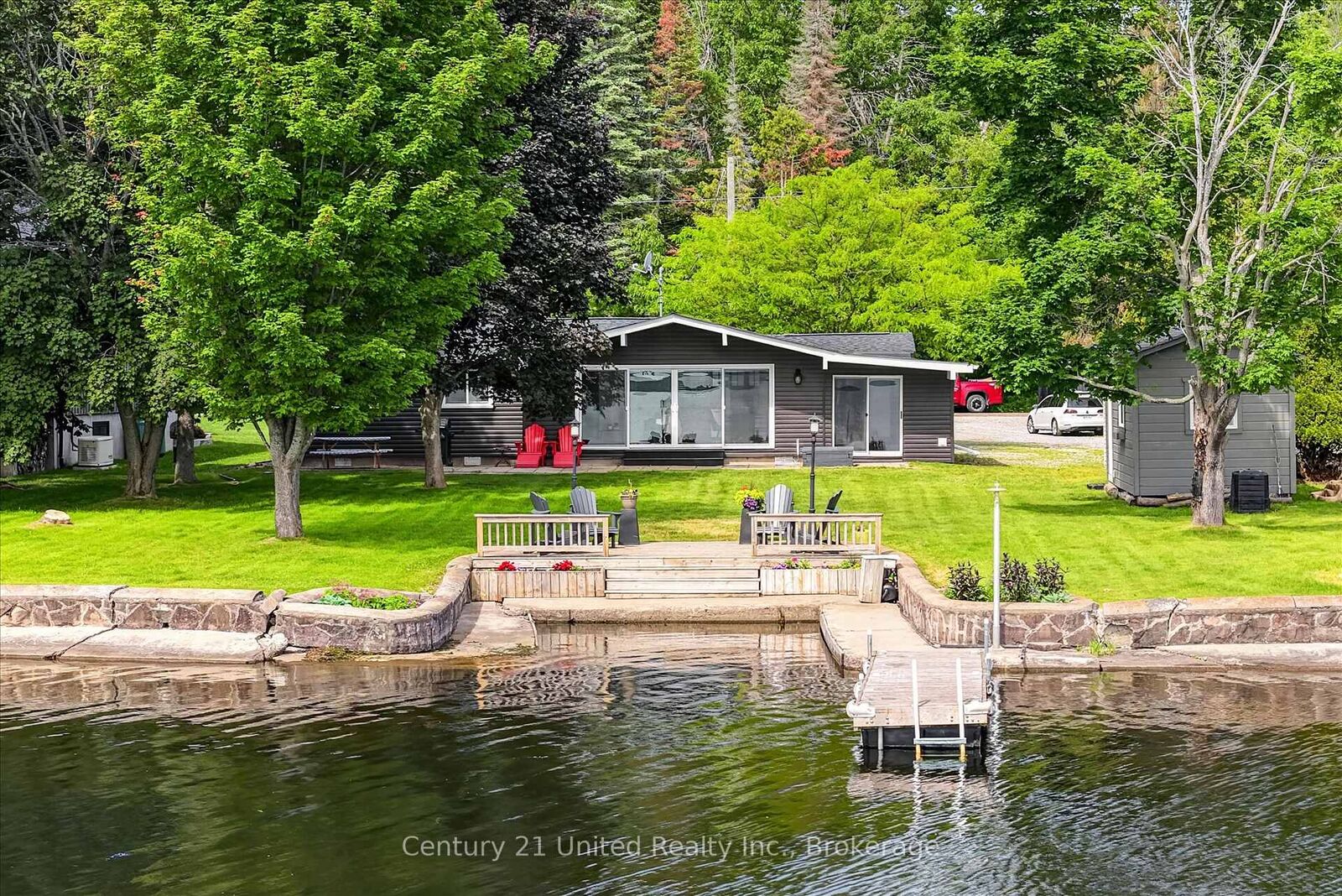 Property Photo: 1515 O'Connor Drive ON K0L 1T0