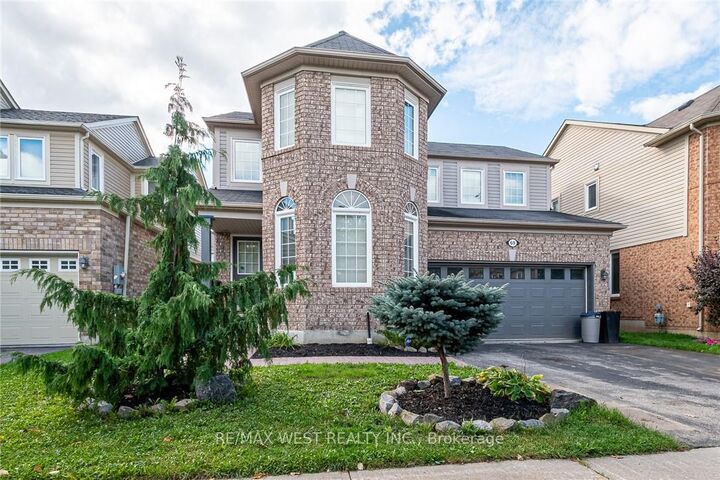 69 Kidd Crescent — photo 1