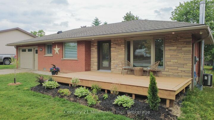 Property Photo: 101 Albert Street ON N0G 2N0