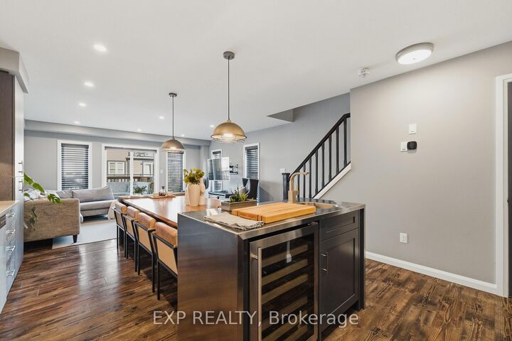 Property Photo:  1989 Ottawa Street S 13  ON N2E 0G7 