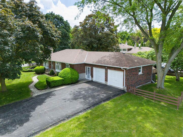 Property Photo: 6 Paramount Road ON L3P 2V8