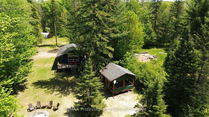 Property Photo: 38 Robert Road W ON P1H 2J4