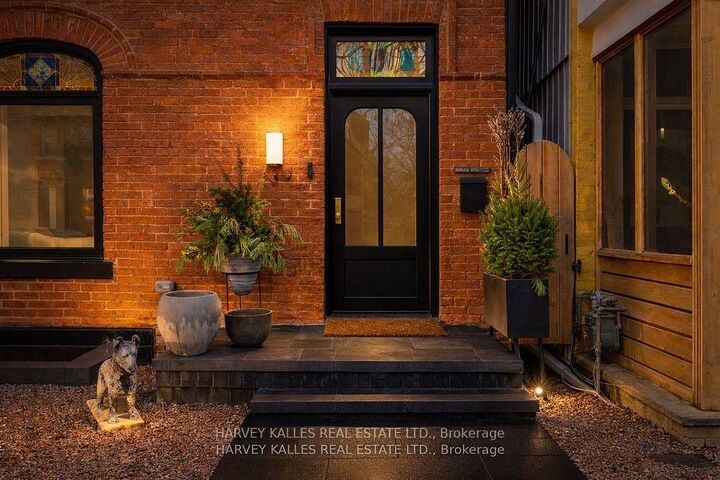 Property Photo: 239 Borden Street ON M5S 2N5