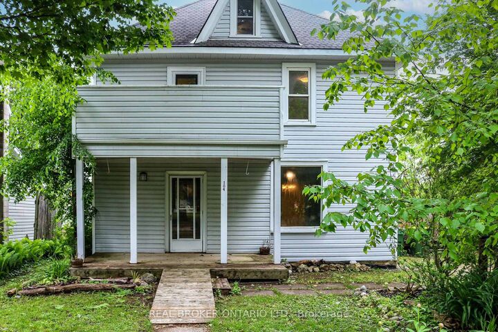 Property Photo: 104 Isla Street ON N0C 1H0
