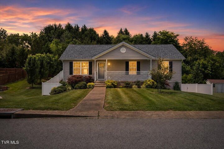 Property Photo:  110 Yarrow Drive  TN 37618 