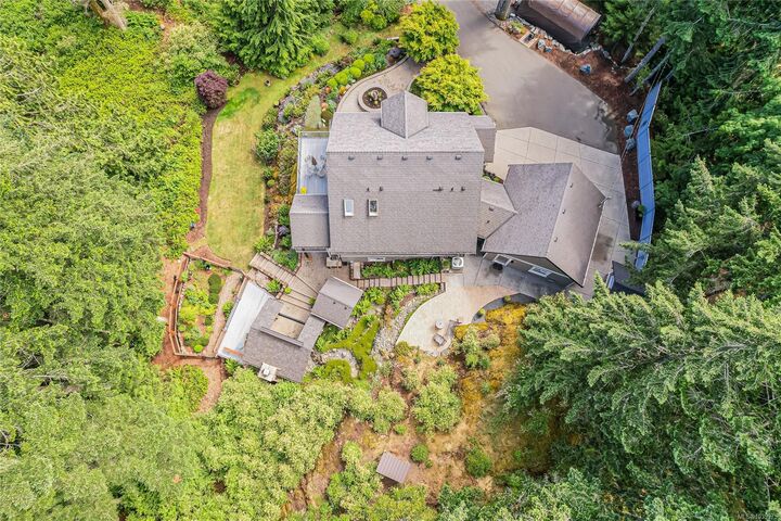 Property Photo: 5240 La Bonne Rd BC V9C 0A5