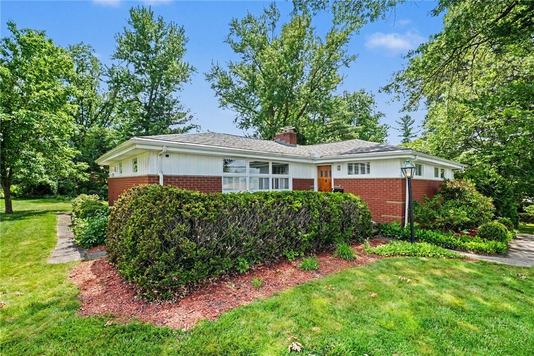 Property Photo: 906 Bridge Ave PA 15601