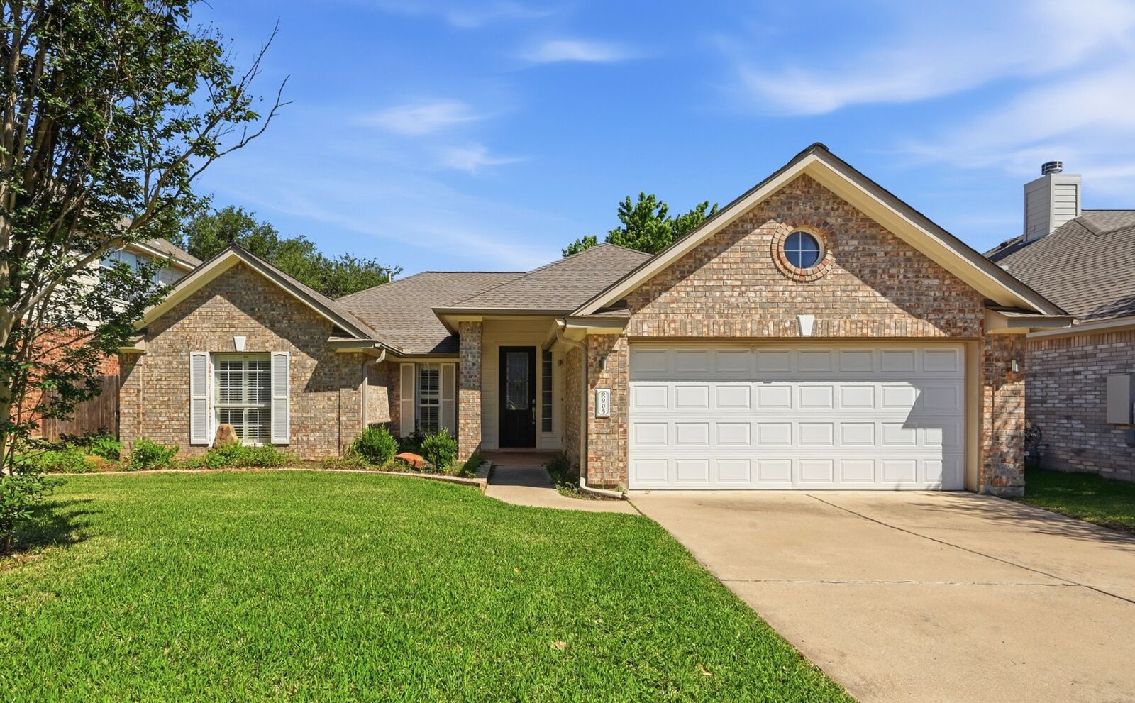 Property Photo:  905 Hunters Creek Drive  TX 78613 