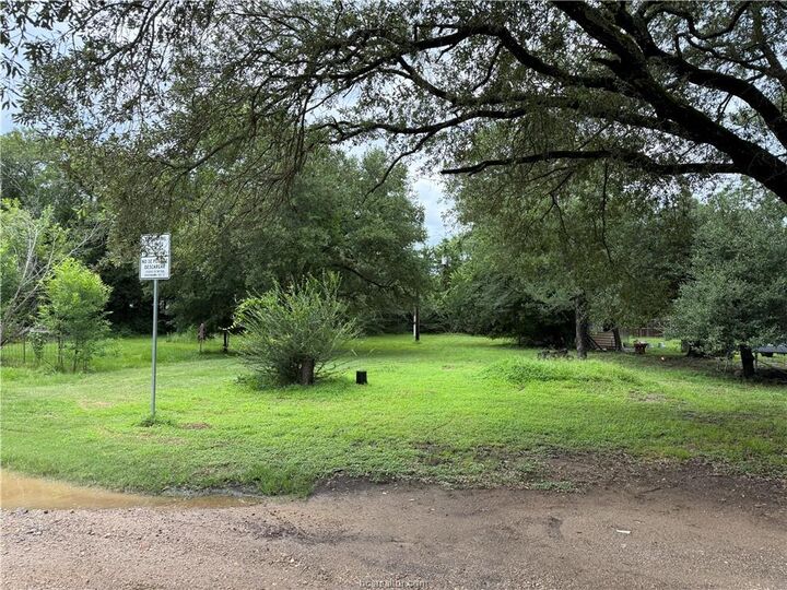 Property Photo: 2503/2504 Emerald Dr Drive TX 77803