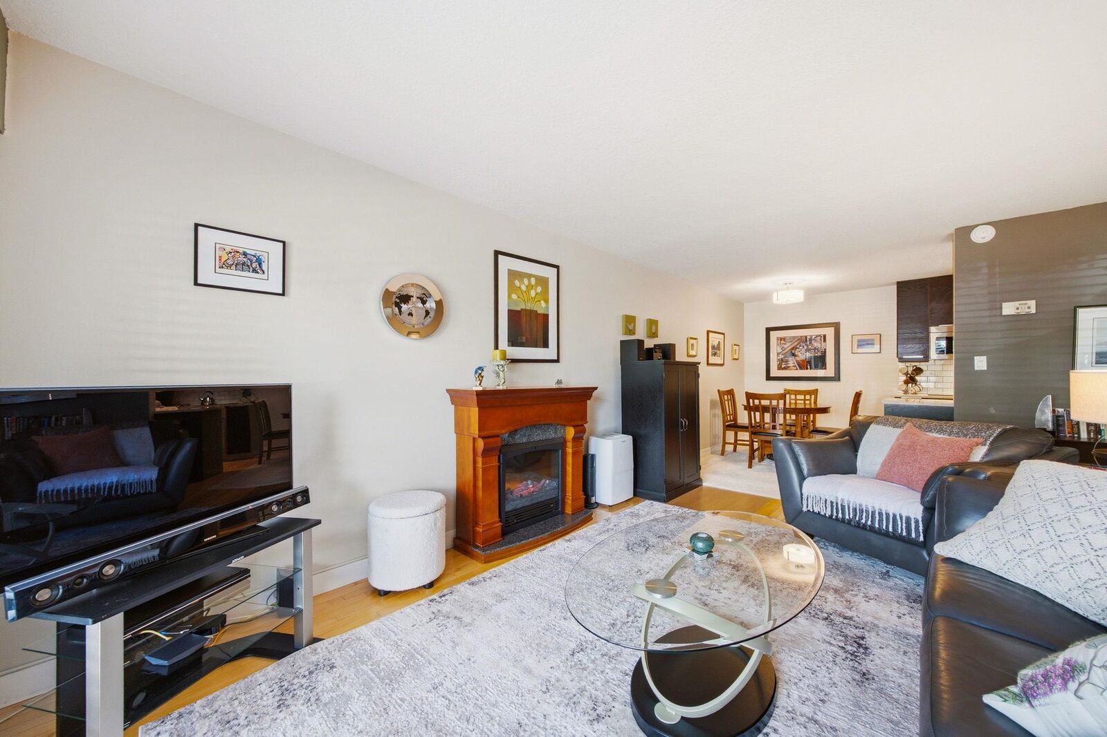Property Photo: 123 E 19th Street 101 BC V7L 2Y9