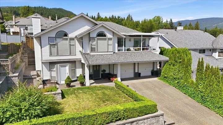 2893 Delahaye Drive — photo 1