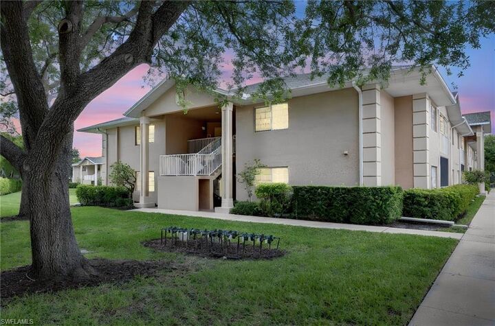 Property Photo: 27095 Matheson Ave 205 FL 34135