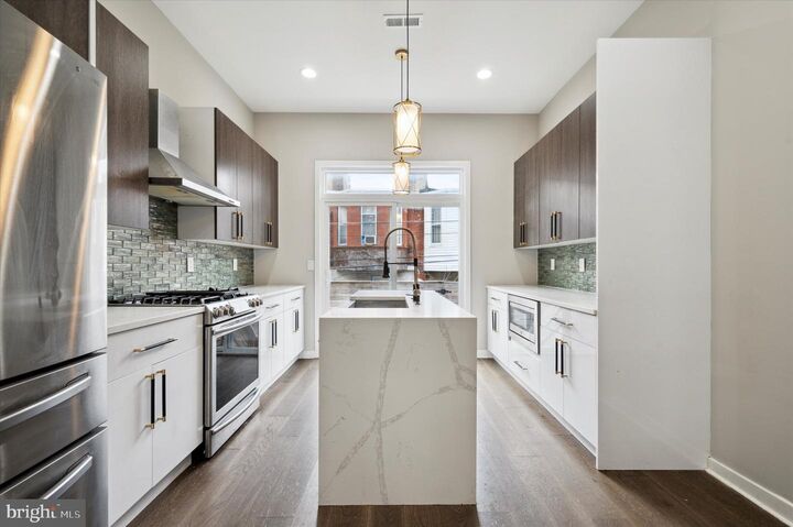 Property Photo:  1410 N Dover Street  PA 19121 
