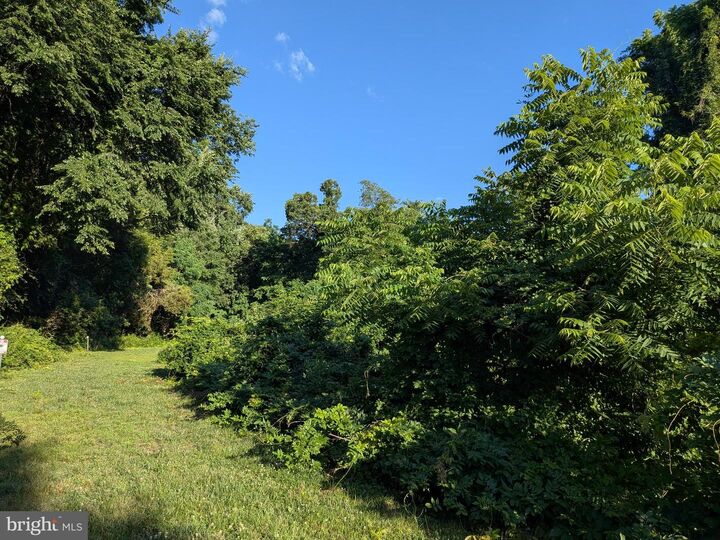 Property Photo:  206 Churchill Way  NJ 08062 