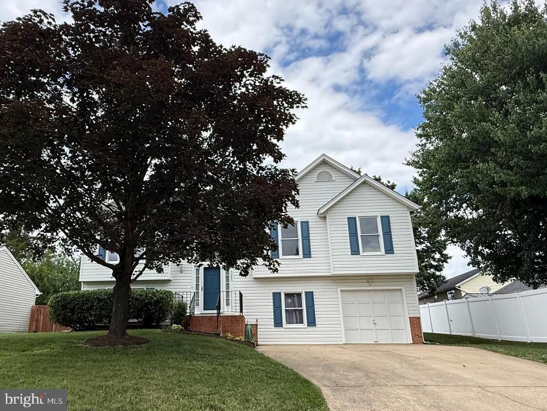 Property Photo: 5085 Tara Drive VA 22407