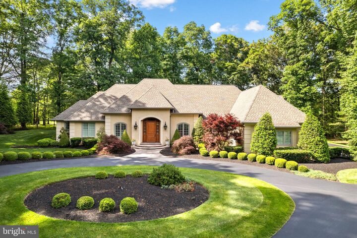 1990 Woodside Road, Yardley PA