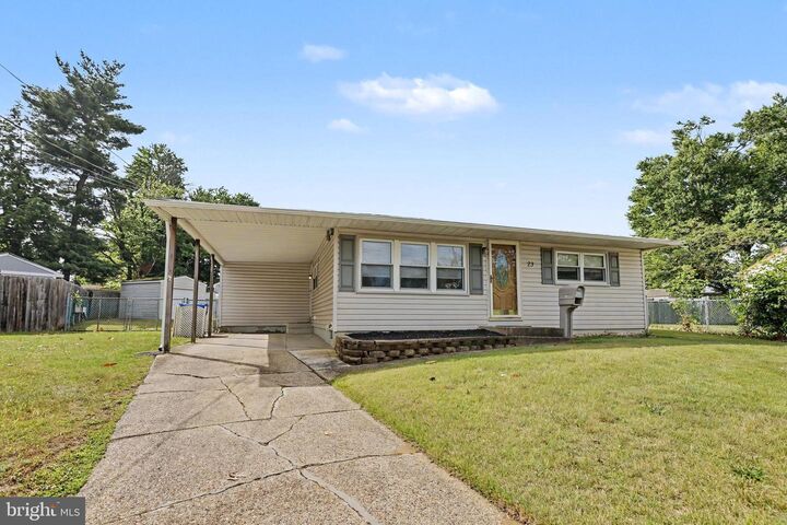 Property Photo:  23 Avon Place  NJ 08052 