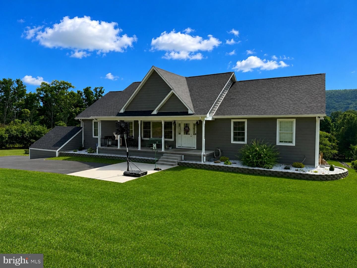 Property Photo: 12714 Woodbine Road SW MD 21502